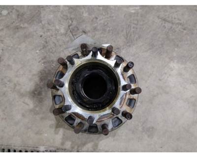 USED ALUM. HP DRIVE AXLE HUB OFF A T680 KW           10001280
    5/8 STUDS   4