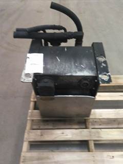 Freightliner Cascadia 116 Hydraulic Tank