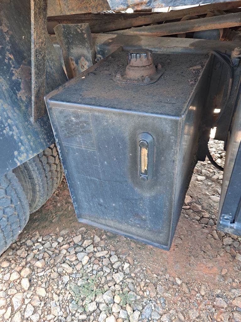 1999 International F2574 Hydraulic Tank For Sale Athens, GA 2297184