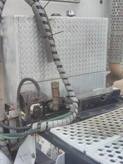 Kenworth T880 Hydraulic Tank
