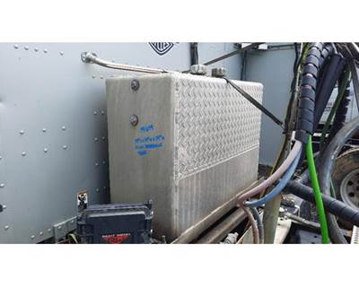 Peterbilt 579 Hydraulic Tank