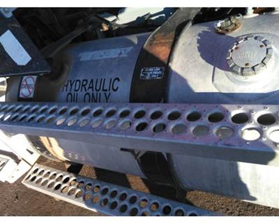 Western Star 4900 Hydraulic Tank