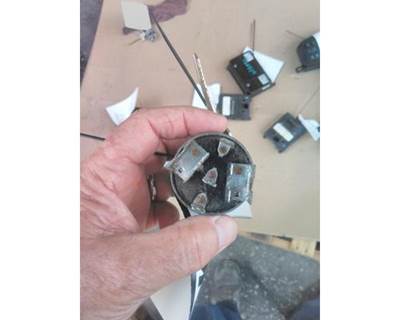 Freightliner Cascadia 125 Ignition Switch