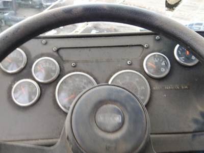 Autocar ACXXPEDITOR Instrument Panel Cluster