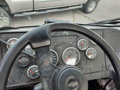 Autocar WXLL (LOW LEVEL) Instrument Panel Cluster