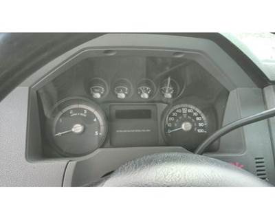 Ford F-650 Instrument Panel Cluster for a Ford F650SD (SUPER DUTY)