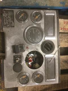 Ford LN8000 Instrument Panel Cluster