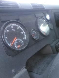Freightliner Cascadia 113 Instrument Panel Cluster
