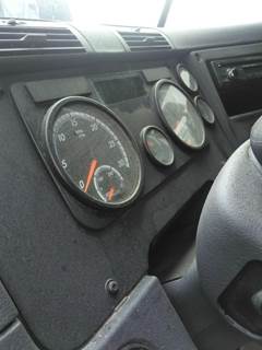 Freightliner Cascadia 113 Instrument Panel Cluster