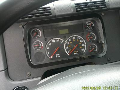 Freightliner Cascadia 113 Instrument Panel Cluster