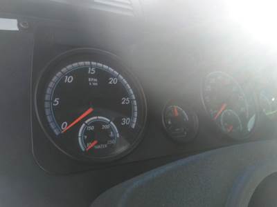 Freightliner Cascadia 113 Instrument Panel Cluster for a Freightliner CASCADIA 113 2018UP