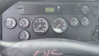 Freightliner Cascadia 113 Instrument Panel Cluster