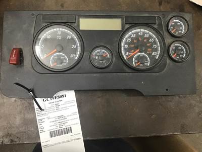 Freightliner Cascadia 113 Instrument Panel Cluster for a Freightliner CASCADIA 113 2018UP