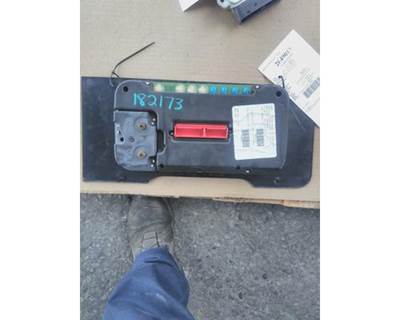Freightliner Cascadia 113 Instrument Panel Cluster