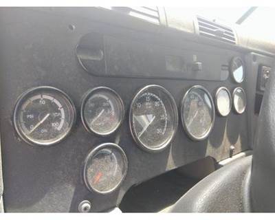 Freightliner Cascadia 113 Instrument Panel Cluster