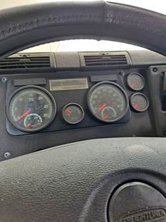 Freightliner Cascadia 125 Instrument Panel Cluster