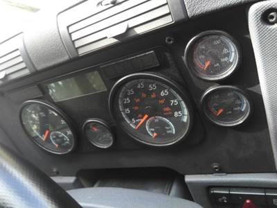 Freightliner Cascadia 125 Instrument Panel Cluster