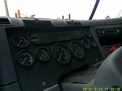 Freightliner Cascadia 125 Instrument Panel Cluster
