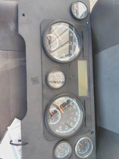 Freightliner Cascadia 125 Instrument Panel Cluster