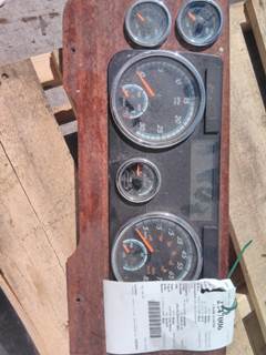 Freightliner Cascadia 125 Instrument Panel Cluster