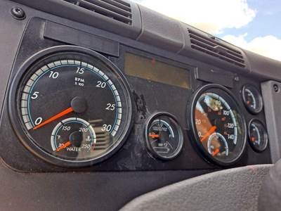 Freightliner Cascadia 125 Left Instrument Panel Cluster