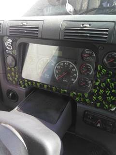 Freightliner Cascadia 125 Instrument Panel Cluster