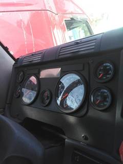 Freightliner Cascadia 125 Instrument Panel Cluster for a Freightliner CASCADIA 125 2018UP