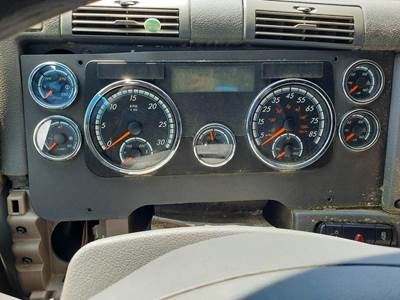 Freightliner Cascadia 125 Instrument Panel Cluster for a Freightliner CASCADIA 125 2018UP