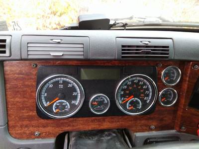 Freightliner Cascadia 125 Instrument Panel Cluster