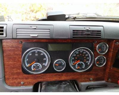 Freightliner Cascadia 125 Instrument Panel Cluster