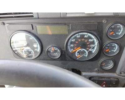 Freightliner Cascadia 125 Instrument Panel Cluster