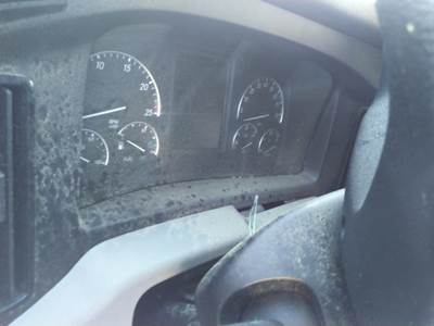 Freightliner Cascadia 126 Instrument Panel Cluster