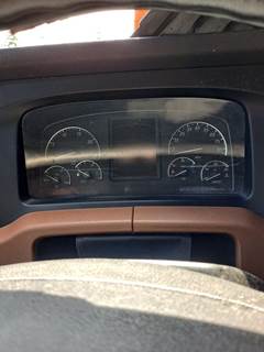 Freightliner Cascadia 126 Instrument Panel Cluster