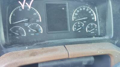 Freightliner Cascadia 126 Instrument Panel Cluster