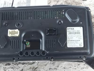 Freightliner Cascadia 126 Instrument Panel Cluster