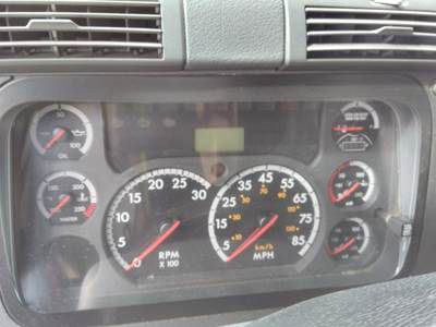Freightliner Cascadia Instrument Panel Cluster