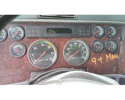 Freightliner Century Class 120 Instrument Panel Cluster for a Freightliner CENTURY 120