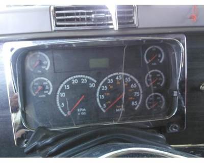 Freightliner Columbia 112 Instrument Panel Cluster