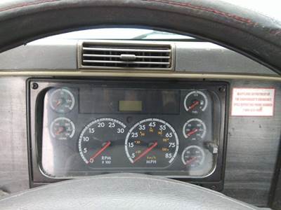 Freightliner Columbia 120 Instrument Panel Cluster