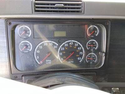 Freightliner Columbia 120 Instrument Panel Cluster