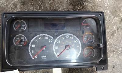 Freightliner Columbia 120 Instrument Panel Cluster