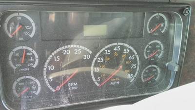 Freightliner Columbia 120 Instrument Panel Cluster