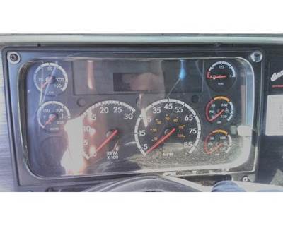 Freightliner Columbia 120 Instrument Panel Cluster