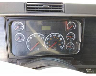 Freightliner Columbia 120 Instrument Panel Cluster