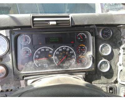 Freightliner Columbia 120 Instrument Panel Cluster