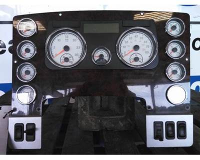 Freightliner Coronado 122 SD Instrument Panel Cluster for a Freightliner 122SD