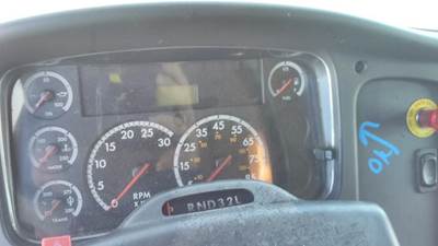 Freightliner M2 106 Instrument Panel Cluster