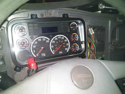 Freightliner M2 106 Instrument Panel Cluster