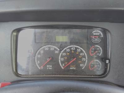 Freightliner M2 106 Instrument Panel Cluster