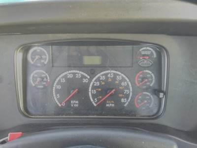 Freightliner M2 106 Instrument Panel Cluster